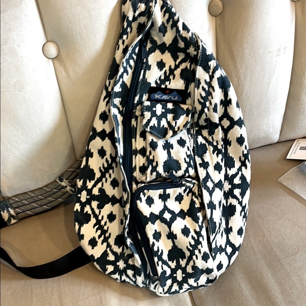 Kavu Crossbody
